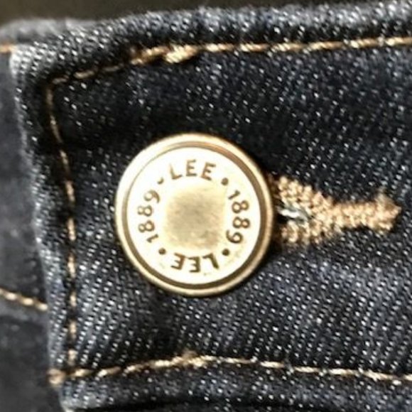 Lee Oxford Relaxed Fit Cotton Blend Bermuda Short - Picture 9 of 11